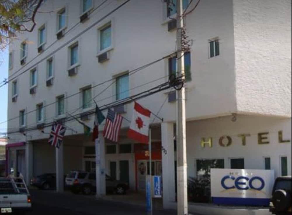 Hotel Ceo Morelia Exterior photo